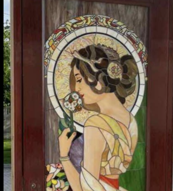 Art Nouveau stained glass door panel by Vitraj Miracol